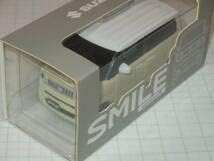 Suzuki Wagon R Smile SUZUKI WAGON R SMILE Откидной образец цвета автомобиля Mini Car Шифон Слоновая кость x Белый 2 тона, фото 3