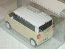 Suzuki Wagon R Smile SUZUKI WAGON R SMILE Откидной образец цвета автомобиля Mini Car Шифон Слоновая кость x Белый 2 тона, фото 8