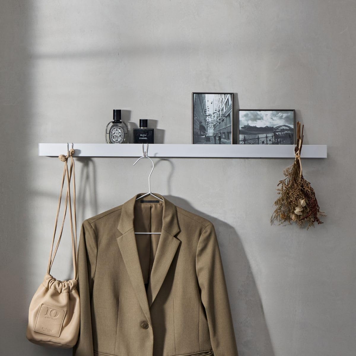 Aluminum Wall Bar Hanger, Wall Mounted, Rental Wall, No Drilling, Storage Display, Stylish, Simple, Masonry, Drywall, DIY, Entryway, Living Room, Interior Desk, Width 17.7 / 23.6 / 35.4 / 47.2 white silver W600
