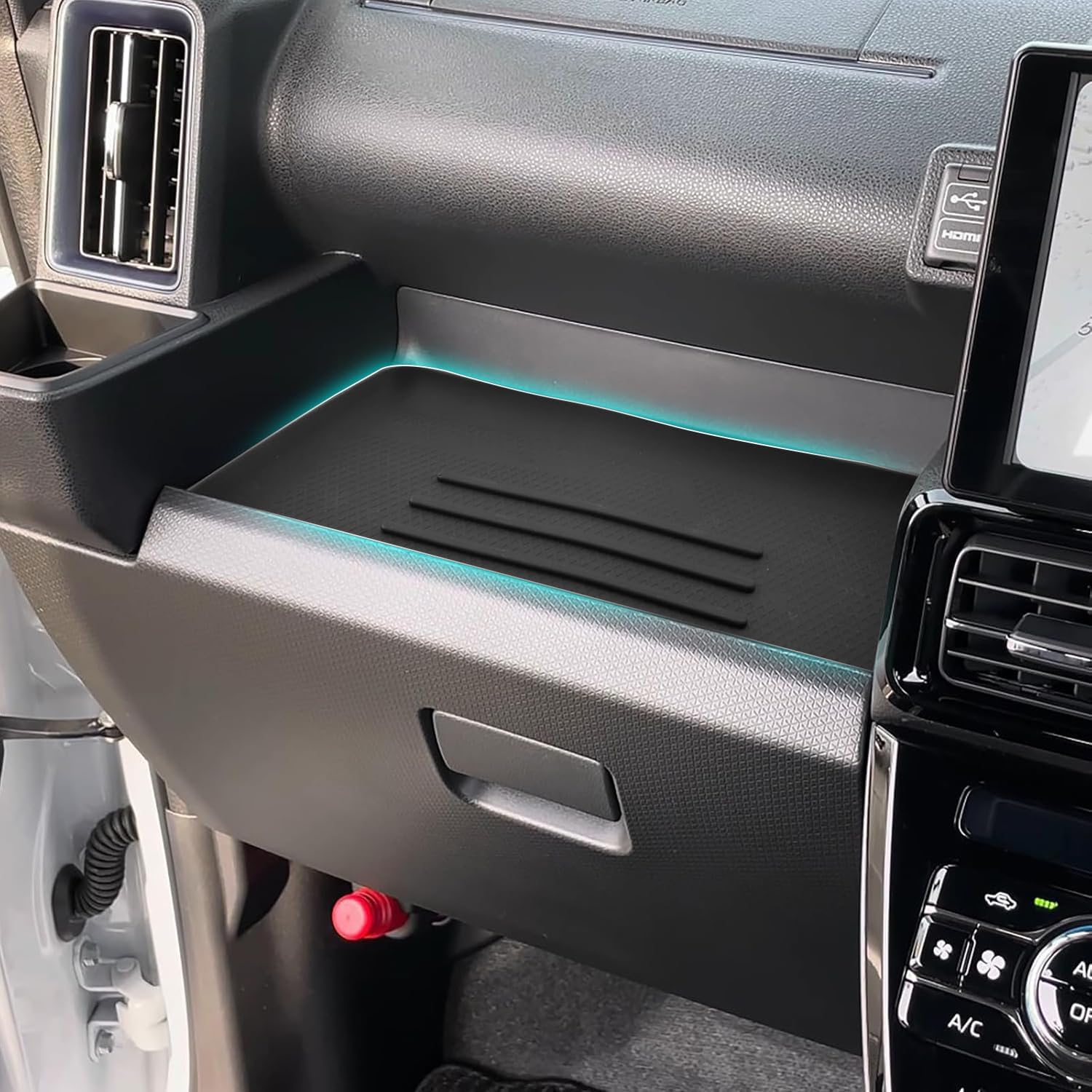 Новая модель SHAOHAO (2019.7-текущая версия) Daihatsu TANTO LA650S, тип LA660S, Коврик для пассажирского сиденья, поддон для инструментов, резиновый коврик для пассажирского сиденья, противоскользящий резиновый коврик для салона, простой в использовании, предотвращающий царапины, снижающий уровень шума, 1 шт., Аксессуары Daihatsu TANTO, изготовленные на заказ, запчасти эксклюзивного дизайна, автомобильные принадлежности, фото 7
