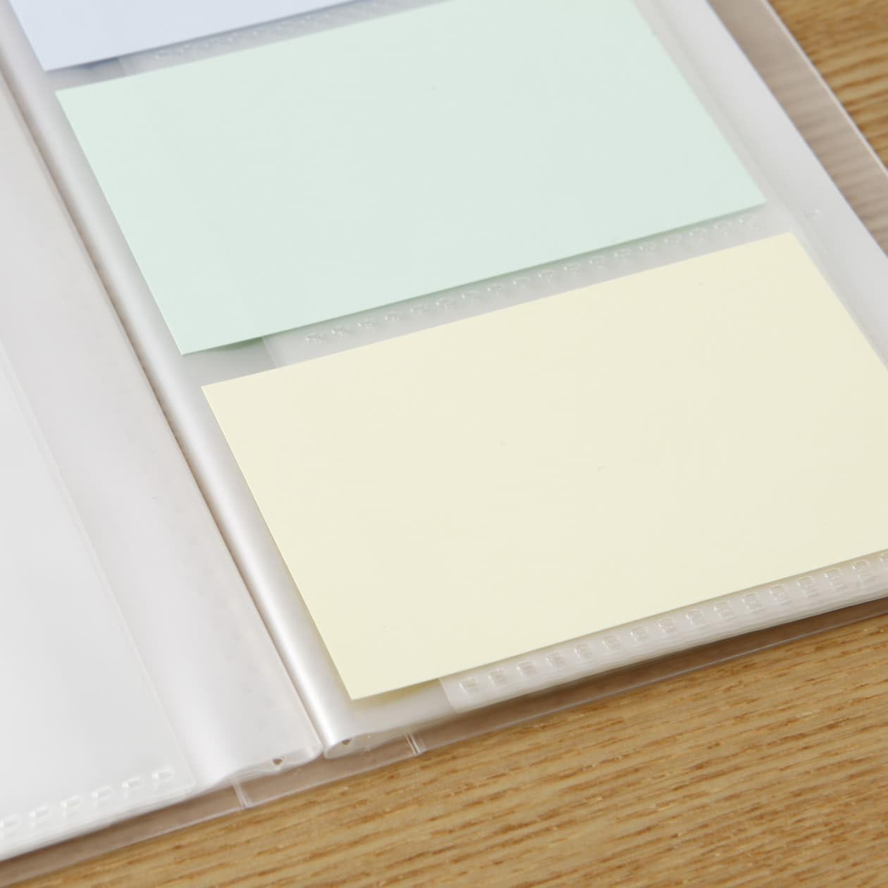 Фирменное наименование: Полипропиленовый держатель для карт MUJI, боковое отделение на 3 ступени, 180 карманов 44596999 (× 2), фото 3